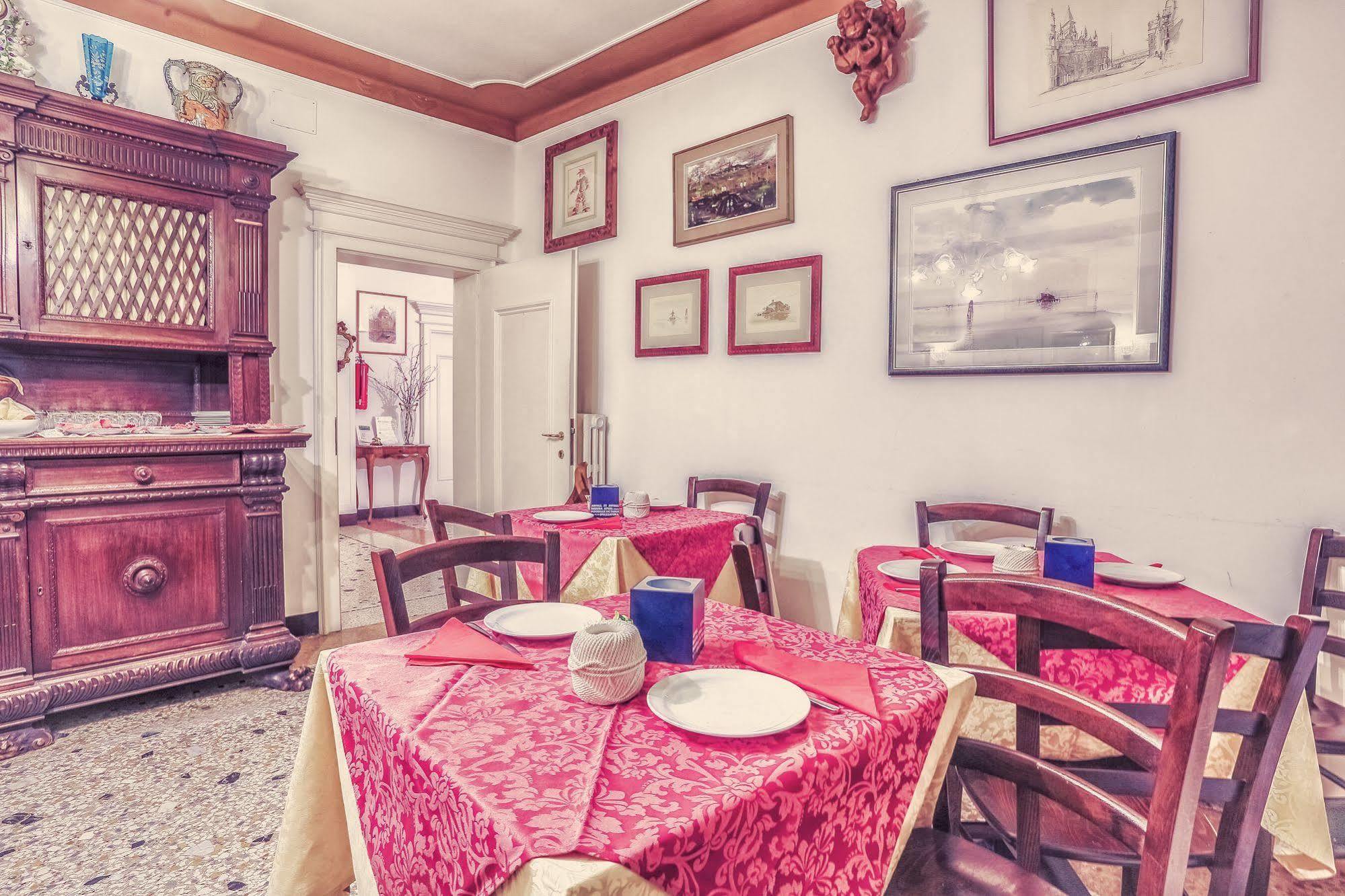 Locanda Bareteri البندقية المظهر الخارجي الصورة